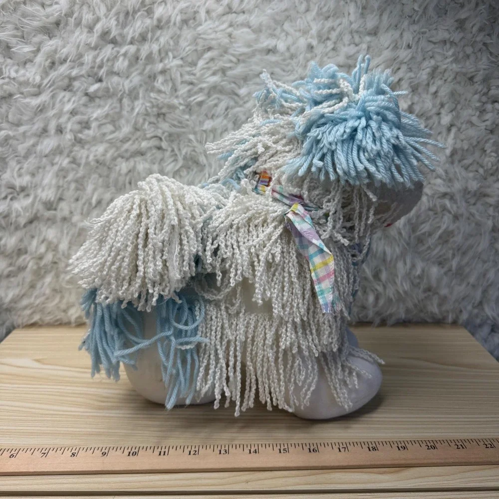 Kenner Fluppy Dog Plush Puppy Toy Blue White Yarn Mane‎ 1986 Vintage Yarn Hair